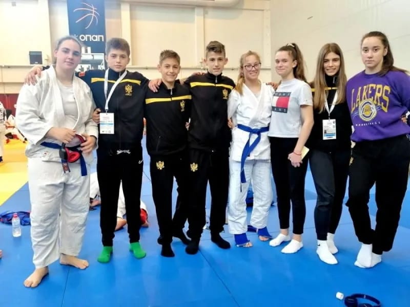 Crnogorska reprezentacija u džiu - džicu osvojila zlatnu medalju