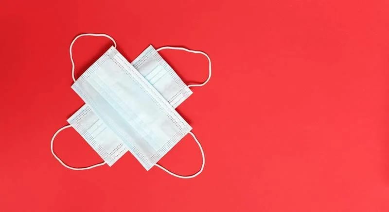 Maske više neće biti obavezne u školama, marketima, tržnim centrima
