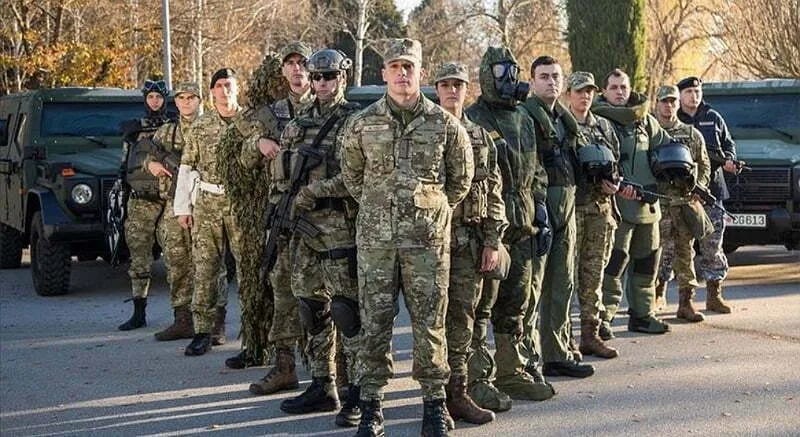 Raspisan oglas za izbor kadeta na vojnim akademijama u Hrvatskoj i Sjevernoj Makedoniji