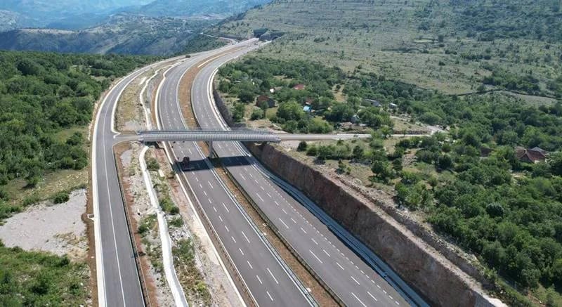 Preko 18.000 vozila prošlo auto-putem prvog dana