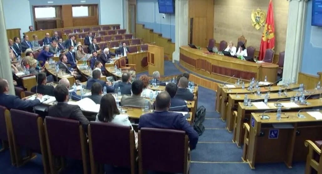 Izglasano nepovjerenje Vladi