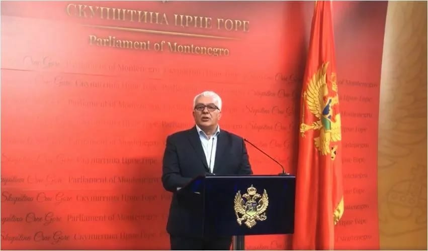 Mandić nakon sastanka: Sva mjesta resetovati, prvo će se birati novo skupštinsko rukovodstvo