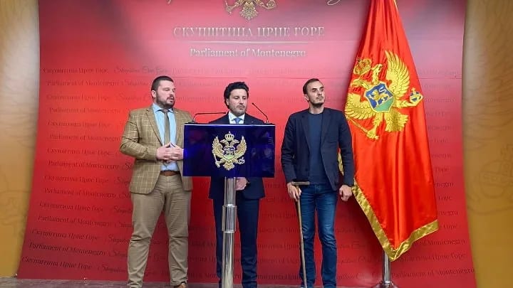 "Odustali smo od mjesta premijera, tražimo bezbjednosni sektor"