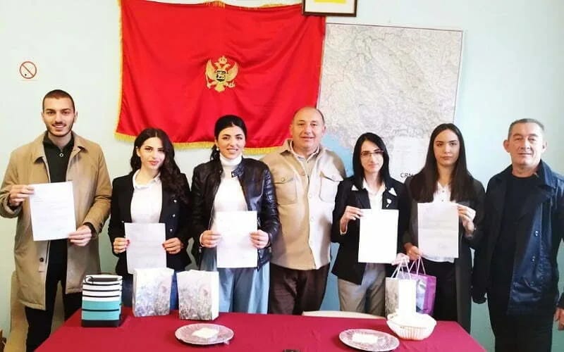 Stipendije za pet najboljih studenata