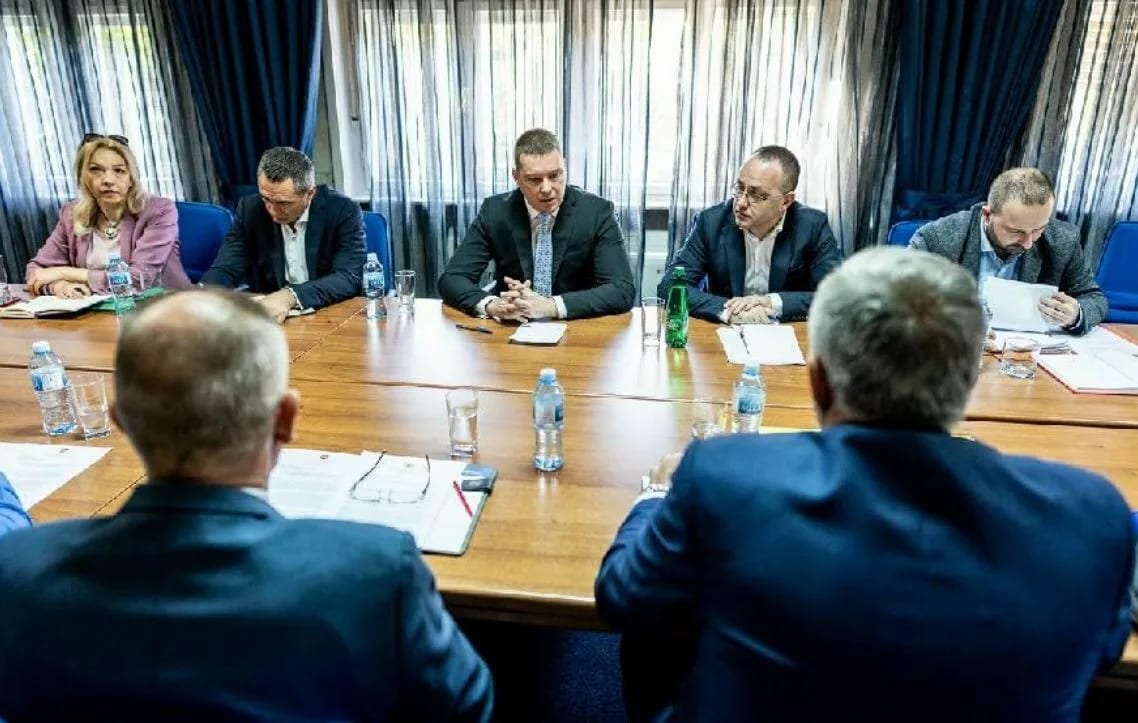 Od 1. januara konkretni benefiti za zaposlene u policiji i MUP-u