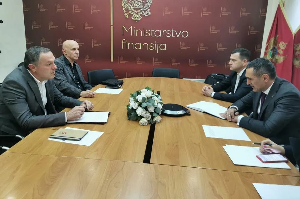 Nastavljeni pregovori sa Sindikatom prosvjete o povećanju zarada