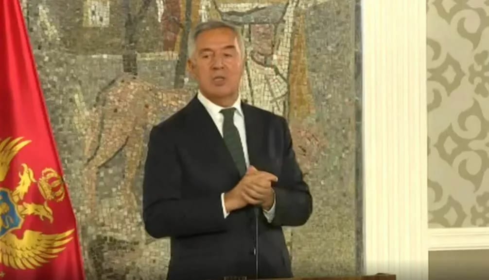 Đukanović: Zakon je potpisan i ustavna obaveza predsjednika ispunjena