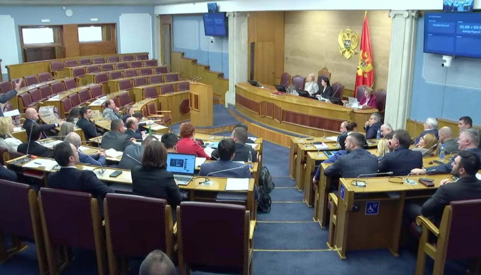 Skupština Crne Gora za junske neto zarade poslanika izdvojila blizu 140.000 eura