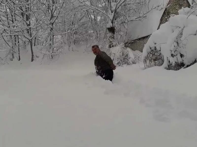 FOTO: "Malo da obiđemo komšije"