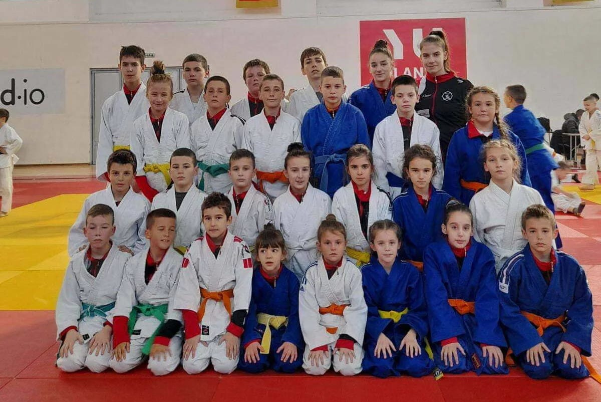 Podgorica: 19 medalja za "Straševinu"