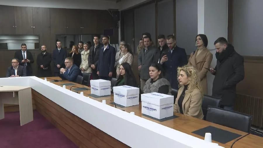 DF predao predlog za predsjedničku kandidaturu Mandića
