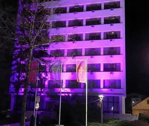 Međunarodni dan epilepsije: Zgrada Opštine sinoć bila u ljubičastoj boji