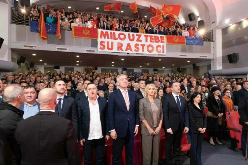 Đukanović najavio povlačenje: Na čelu DPS-a biće neko drugi
