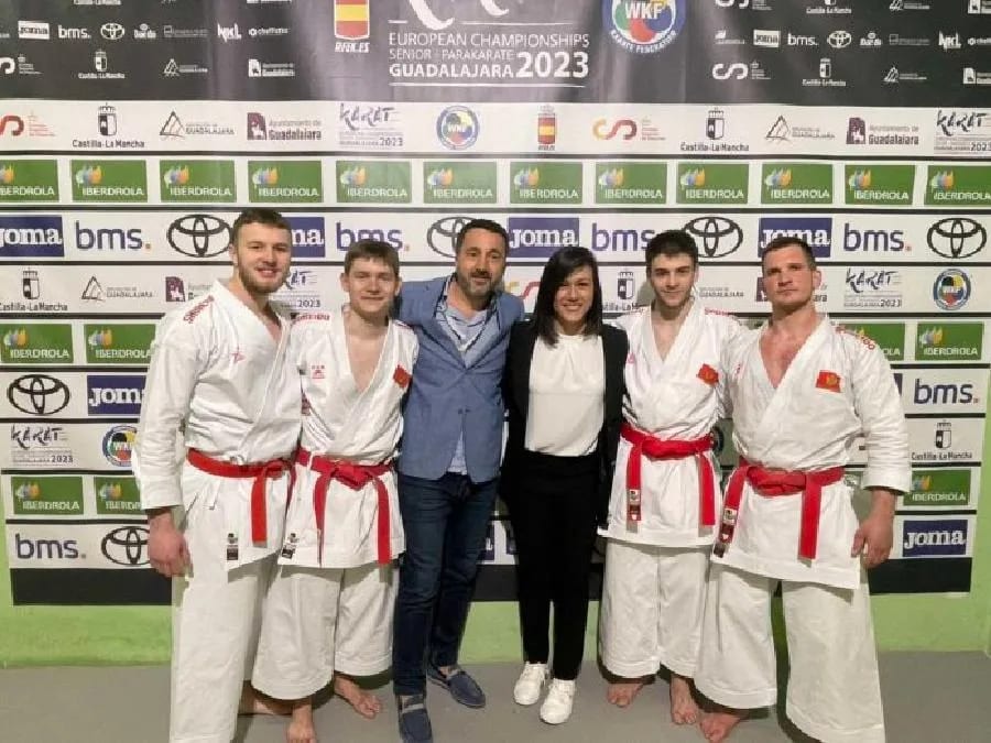 Muški kata tim do istorijske medalje