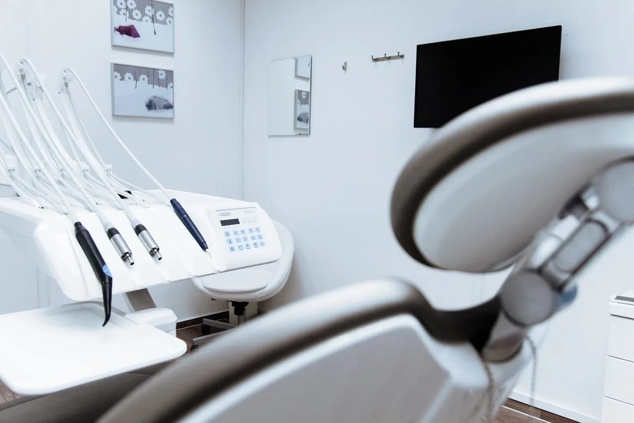 Uskoro kontrole stomatoloških ordinacija u Crnoj Gori