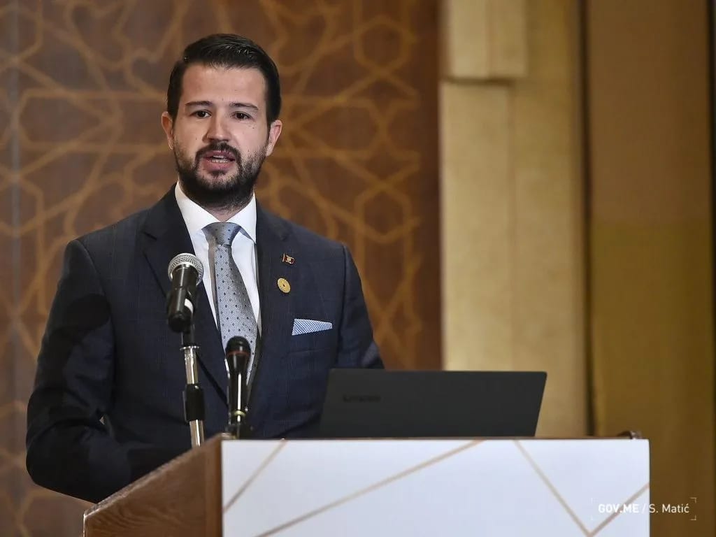 Milatović vratio Zakone o PDV-u i akcizama
