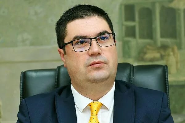 Rovčanin: Odričem se stambenog kredita od 56.000 eura po povoljnim uslovima