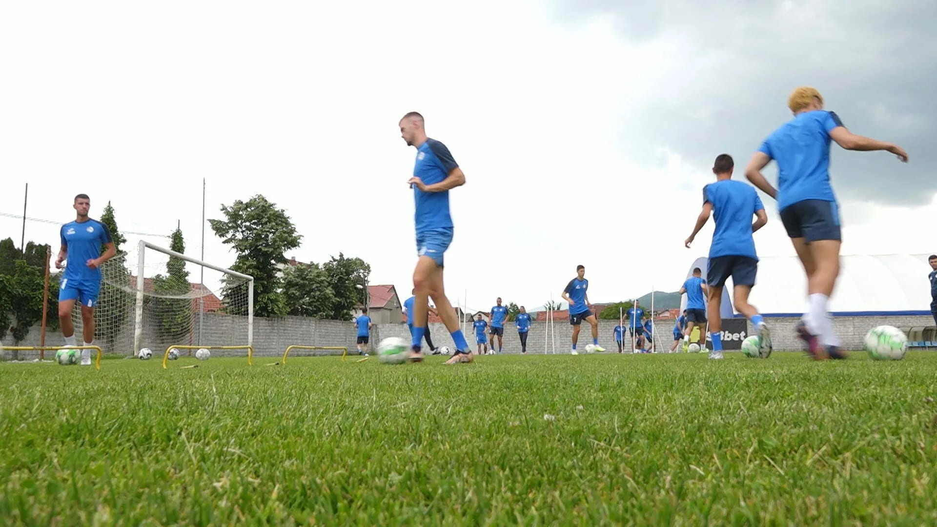 Sutjeska gostuje Jezeru