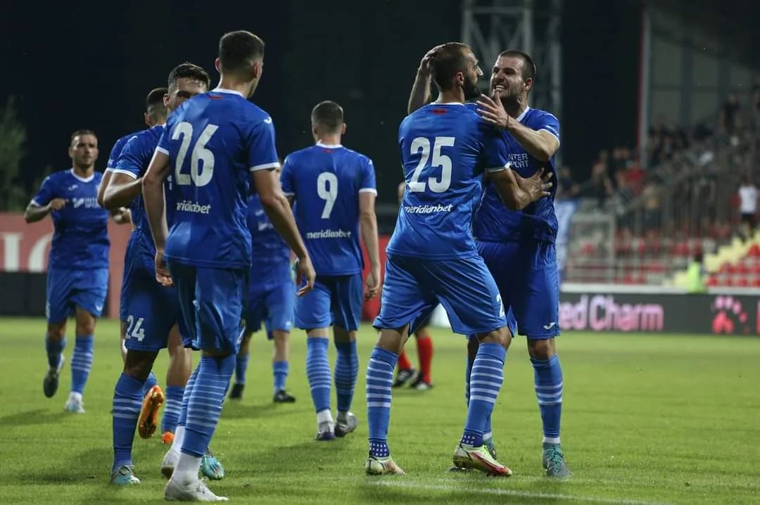 "Plavi" gostuju Jezeru