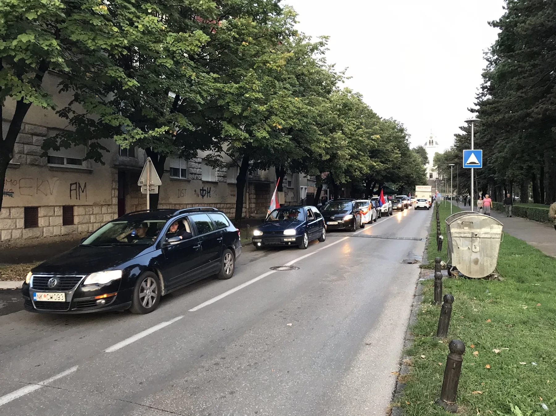 Auto-kolona kroz Nikšić: Protest protiv formiranja nove vlade