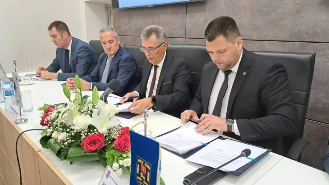 Kovačević i Đukanović potpisali Memorandum o razumijevanju za projekat „Sunčani grad“
