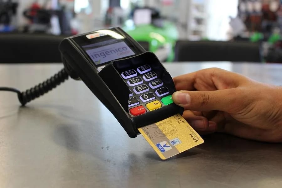 Od januara naknade za plaćanje karticama neće prelaziti 0,3%