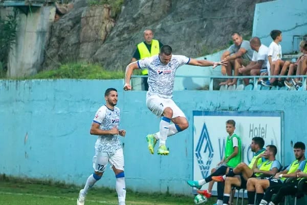 Sutjeska gostuje Mornaru