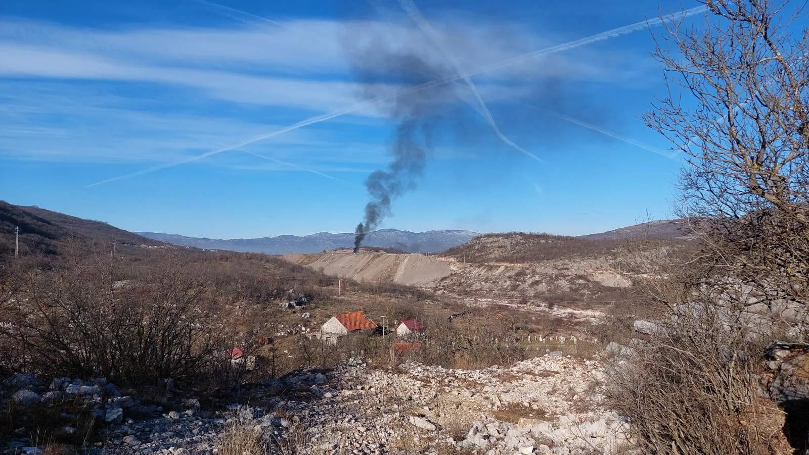 ČITAOCI ŠALJU: Požar na deponiji Halda