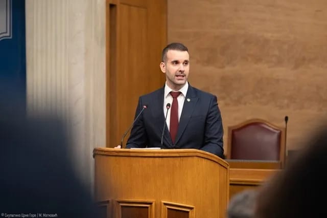 Spajić sjutra o rekonstruisanoj Vladi, smjeni Bečića...