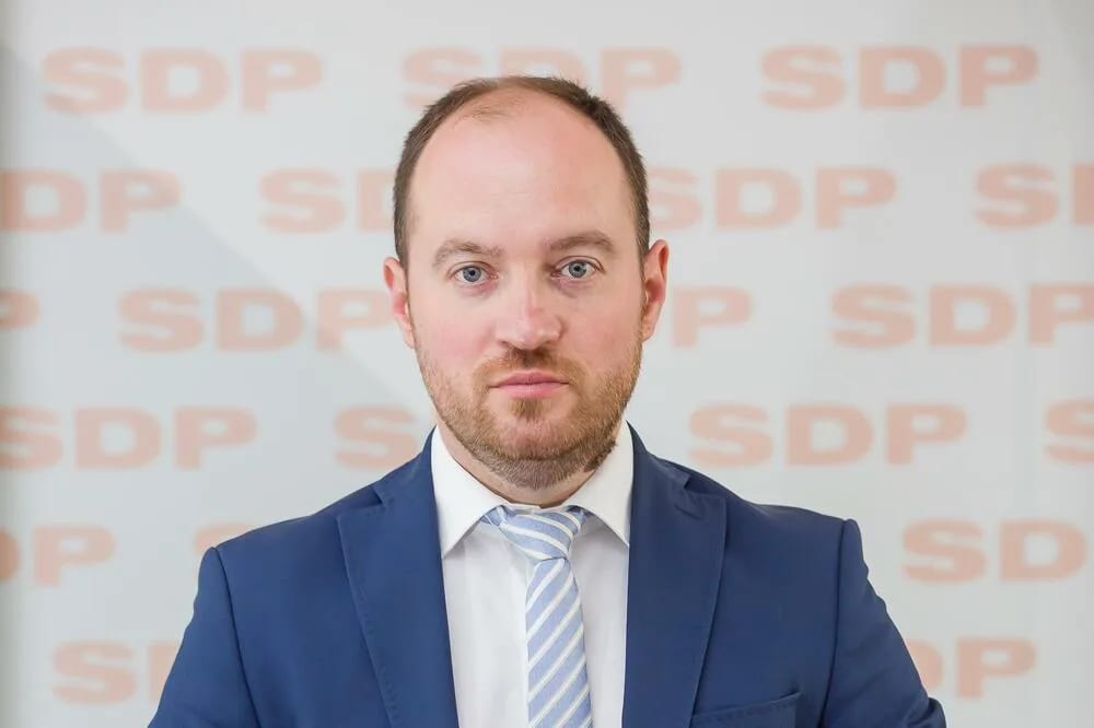 Stanić: Ministar zamišlja da se paf-paf politkom može voditi energetski sektor