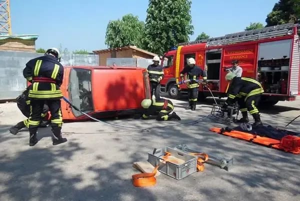 Sindikat vatrogasaca-spasilaca: Oprema stara, zakoni loši