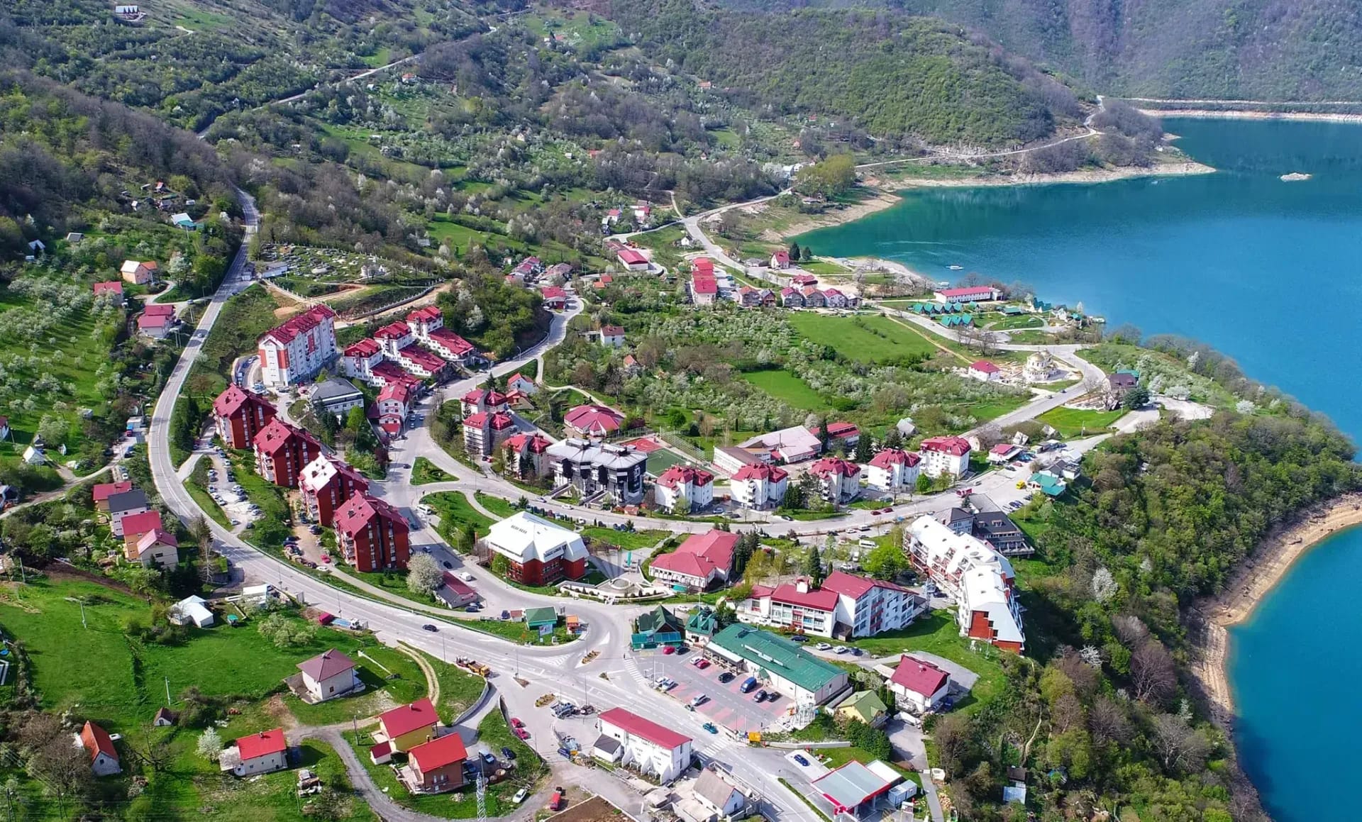U Plužinama finalna noć 'Party Bus-a - Nikšićko pivo''