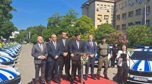 Policija dobila 75 novih vozila