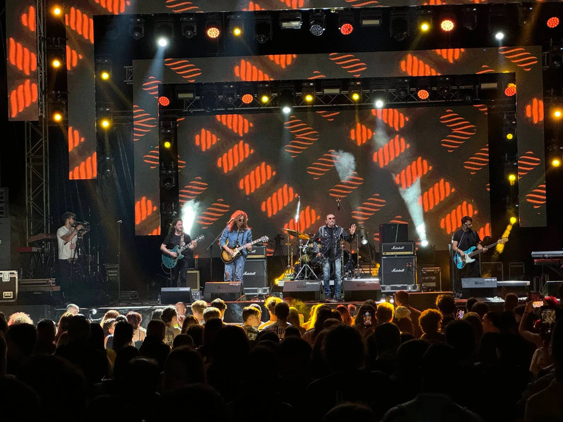 Lake fest počeo uz hitove Bebeka i Prljavog kazališta