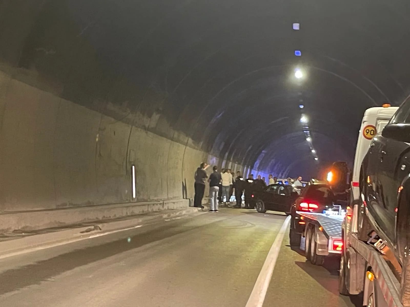 Udes u tunelu Budoš, lakše povrijeđeno troje djece