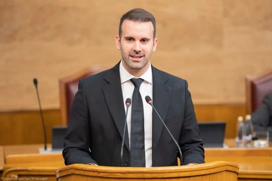 Spajić danas odgovara na pitanja poslanika