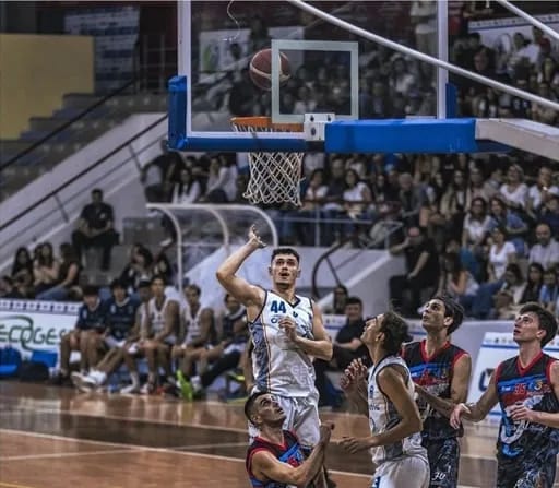 Sa nikšićkog basketa na košarkaške parkete Italije