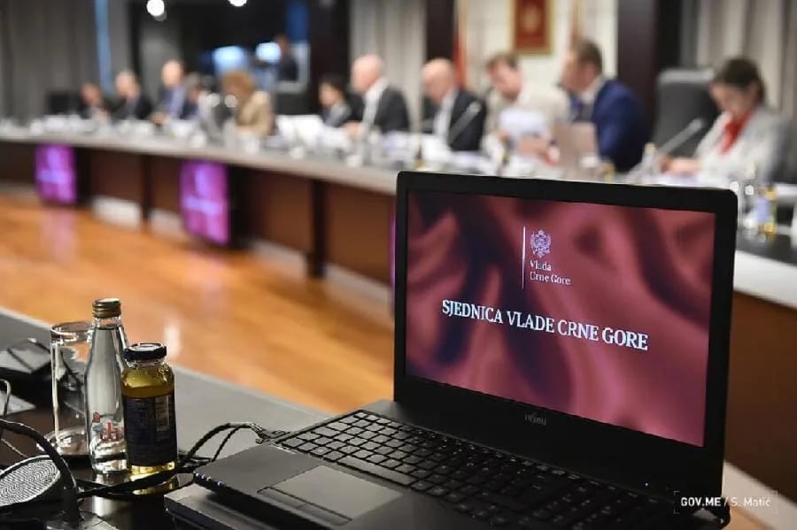 CGO: U prethodnih 11 mjeseci Vlada imenovala 652, a razriješila 497 javnih funkcionera