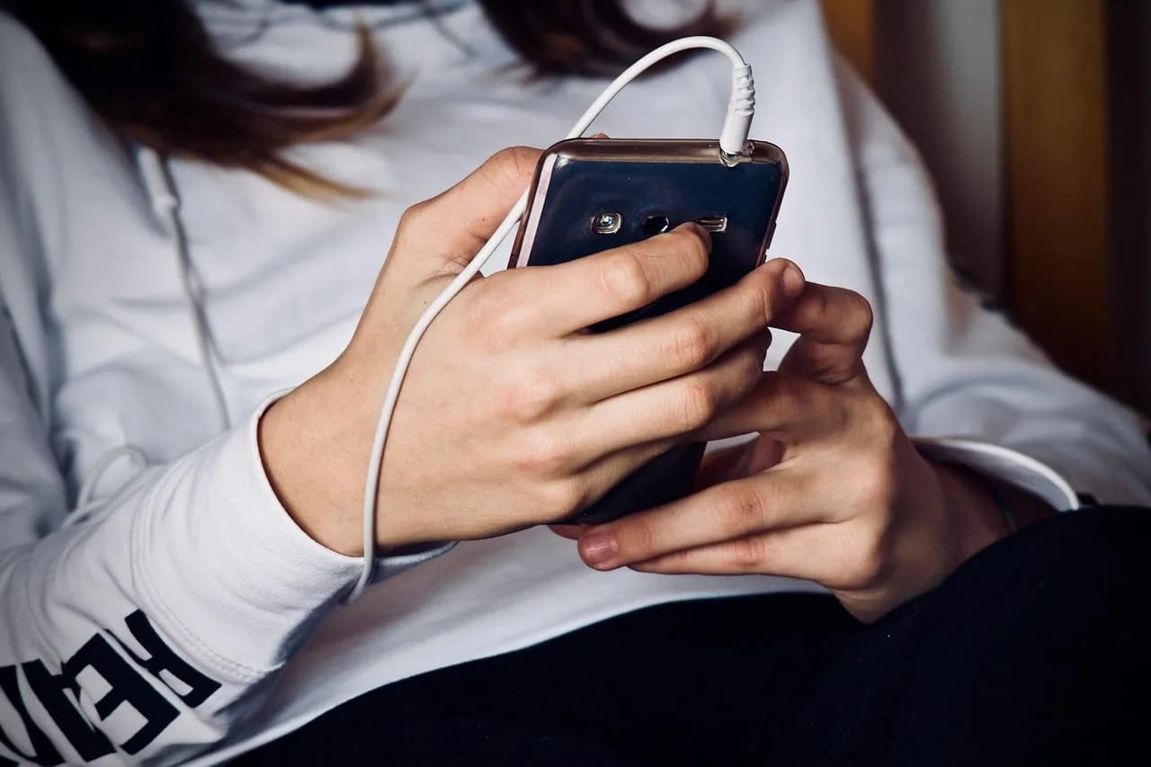 Policija upozorila roditelje na opasnost od novog TikTok izazova