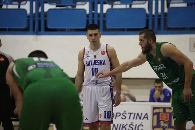 Sutjeska dočekuje Dečić