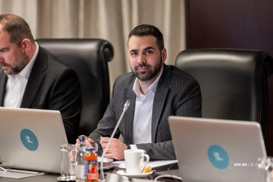 Krvavac: Vlada će danas odlučiti o otvaranju donatorskog računa za obnovu uništene imovine