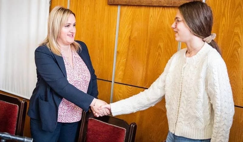 Vjera Šekarić vodi novi saziv Dječjeg parlamenta u Nikšiću