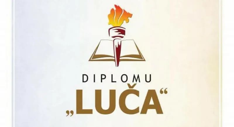 Vlada usvojila Uredbu o "Luči“: Odličan uspjeh đaci moraju imati i na maturskom ispitu