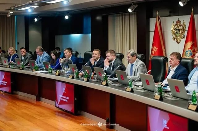 Krajem godine iz Vladine rezerve "otišlo" 65 miliona