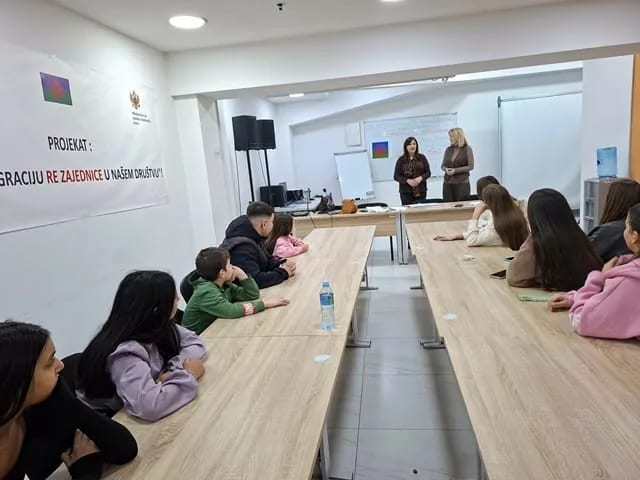 NVO Medija tim: Mladi RE populacije pratili radionice o borbi protiv diskriminacije