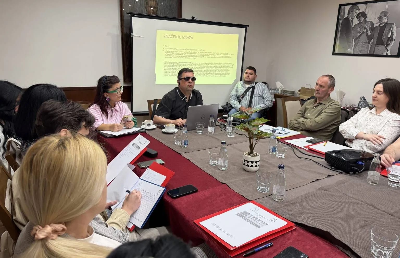 NVO Mozaik: Održana edukacija o pristupačnosti za lokalne službe u Nikšiću