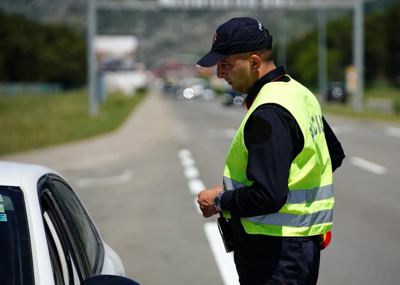 Za vikend uhapšena 93 vozača, izdato 1.700 prekršajnih naloga