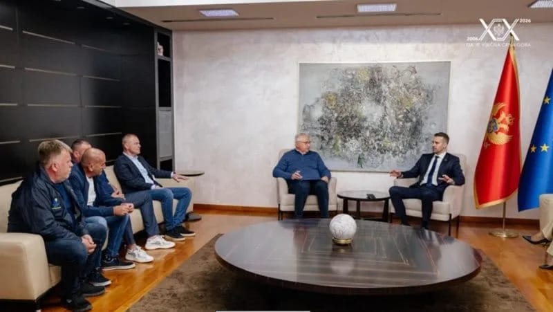 Spajić: Od ponedjeljka otkup svih viškova mlijeka, jogurt po sniženim cijenama