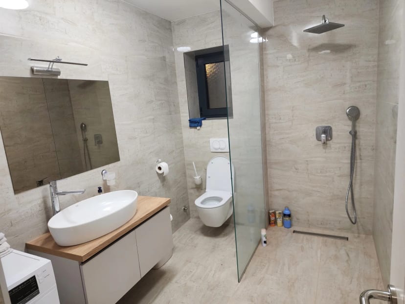 Izdajem jednosoban stan 55m2