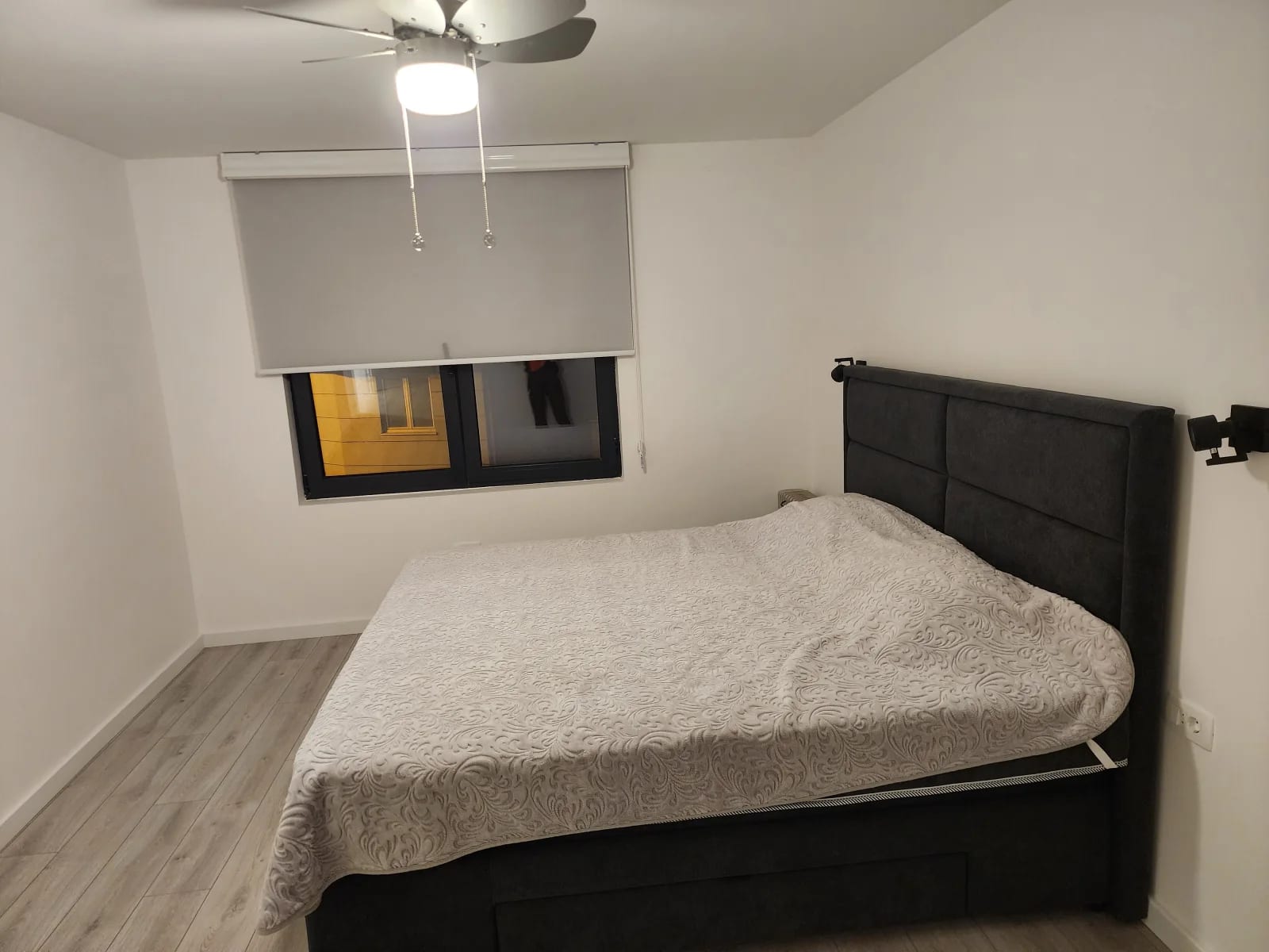 Izdajem jednosoban stan 55m2